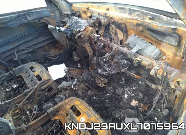 KNDJ23AUXL7075964 фото 6