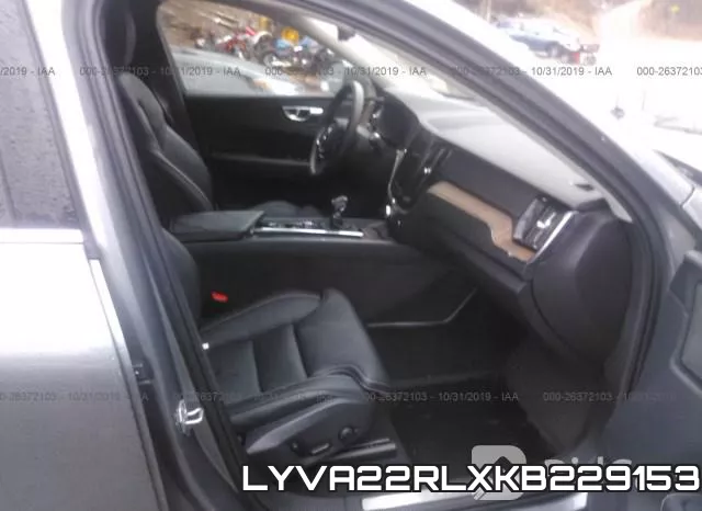 LYVA22RLXKB229153 фото 6