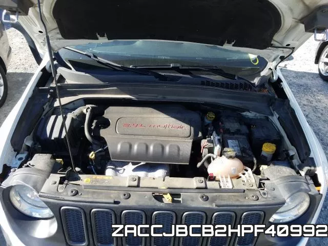 ZACCJBCB2HPF40992 фото 8