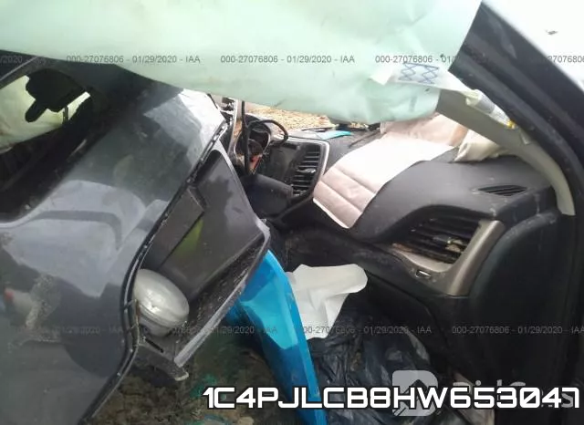 1C4PJLCB8HW653047 фото 6