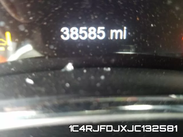 1C4RJFDJXJC132581 фото 9
