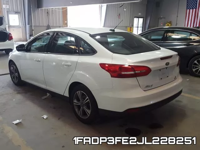 1FADP3FE2JL228251 фото 4