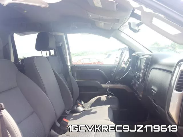 1GCVKREC9JZ179613 фото 6