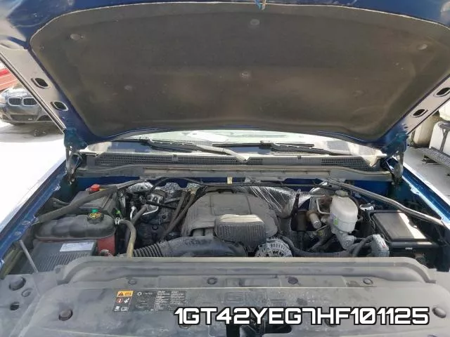 1GT42YEG7HF101125 фото 8