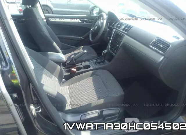1VWAT7A30HC054502 фото 6