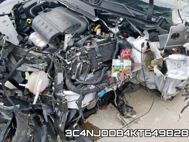 3C4NJDDB4KT649828 фото 10