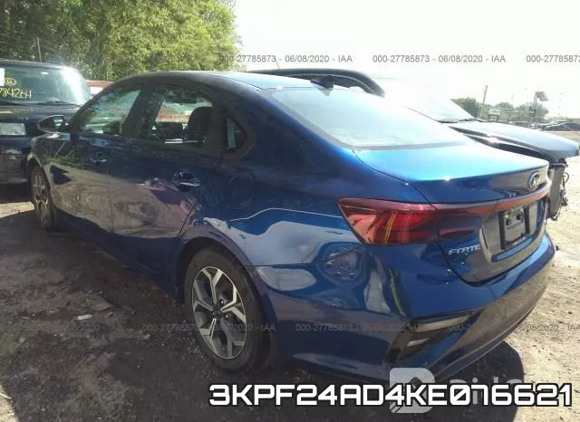 3KPF24AD4KE076621 фото 4