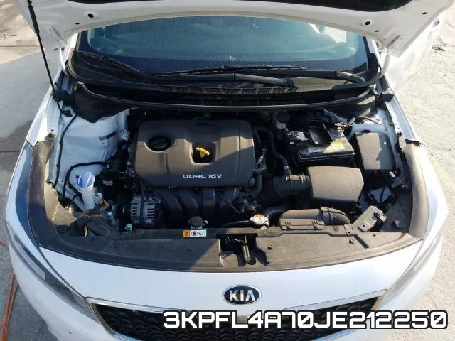 3KPFL4A70JE212250 фото 8
