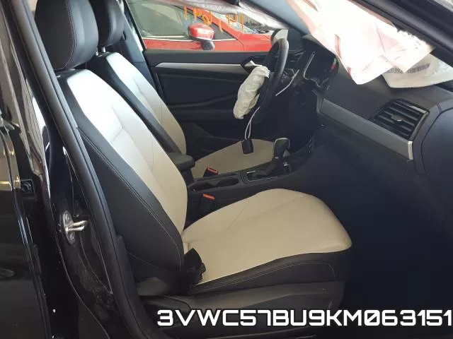 3VWC57BU9KM063151 фото 6