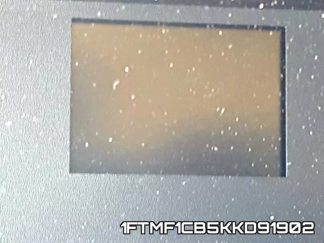1FTMF1CB5KKD91902 фото 9