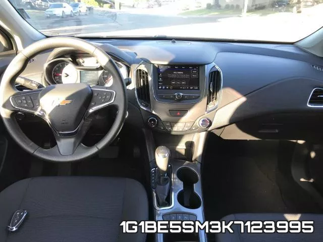 1G1BE5SM3K7123995 фото 10