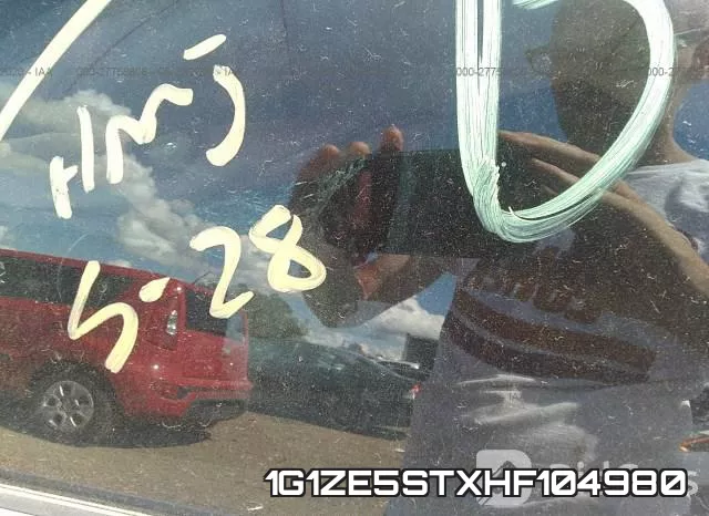 1G1ZE5STXHF104980 фото 8