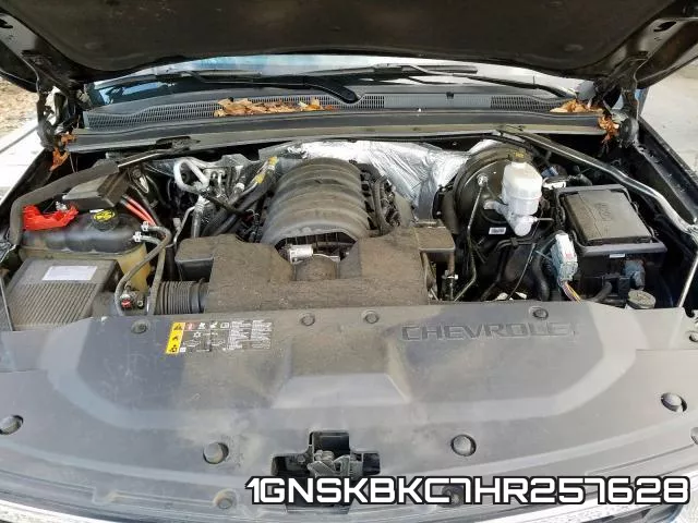 1GNSKBKC7HR257628 фото 8