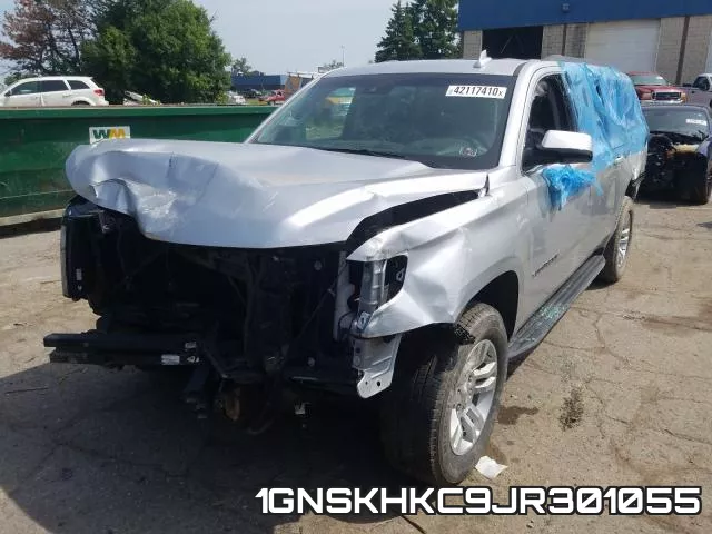 1GNSKHKC9JR301055 фото 3