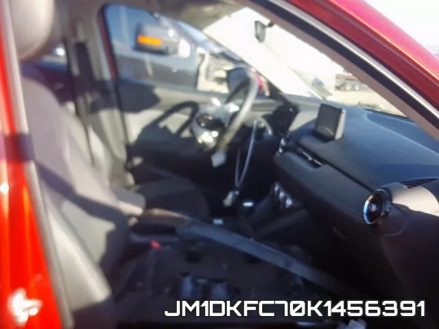 JM1DKFC70K1456391 фото 6