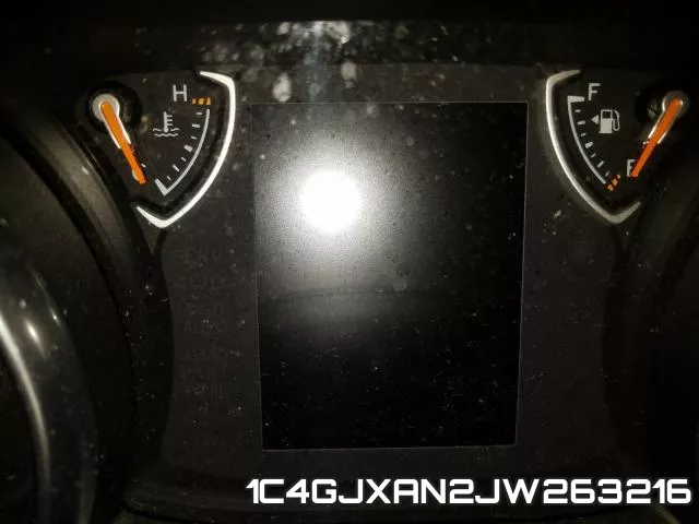 1C4GJXAN2JW263216 фото 9