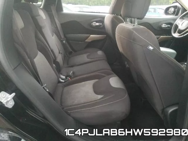 1C4PJLAB6HW592980 фото 7