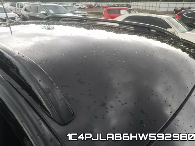 1C4PJLAB6HW592980 фото 10