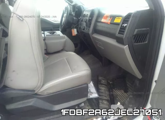 1FDBF2A62JEC27051 фото 6