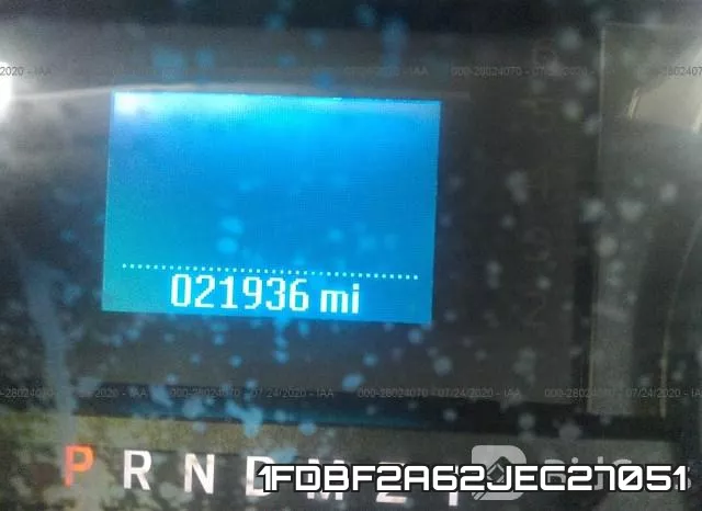 1FDBF2A62JEC27051 фото 8