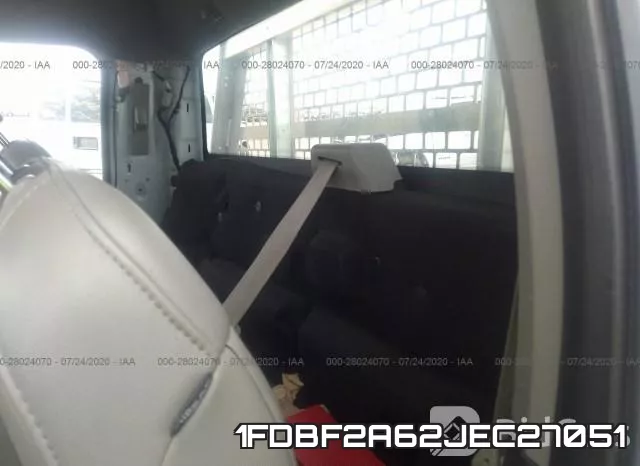1FDBF2A62JEC27051 фото 9