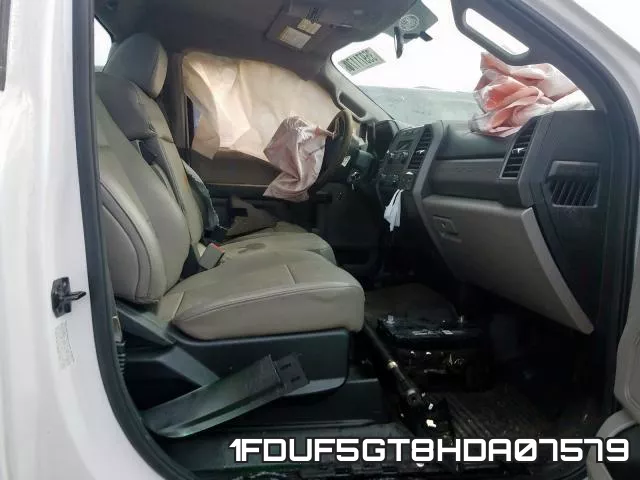 1FDUF5GT8HDA07579 фото 6
