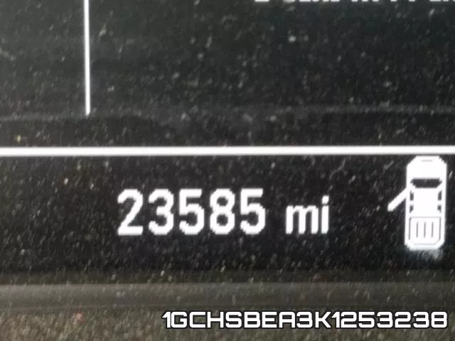 1GCHSBEA3K1253238 фото 9