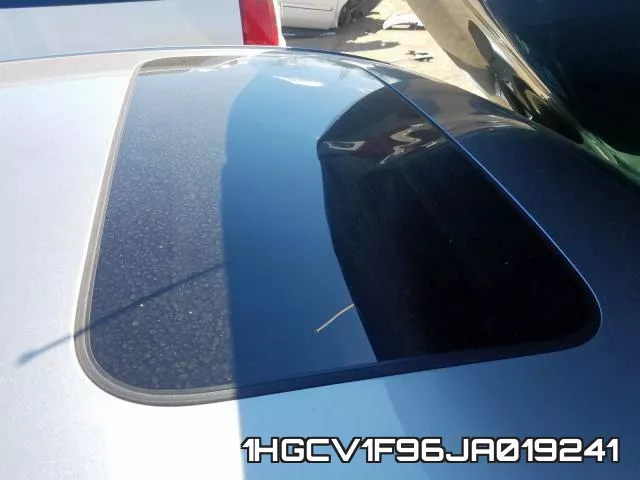1HGCV1F96JA019241 фото 10