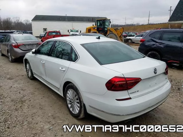 1VWBT7A37HC000652 фото 4