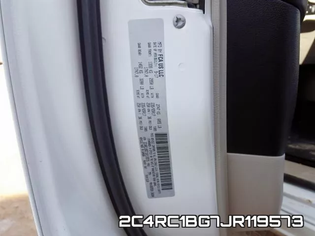 2C4RC1BG7JR119573 фото 2