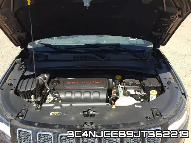 3C4NJCCB9JT362219 фото 8