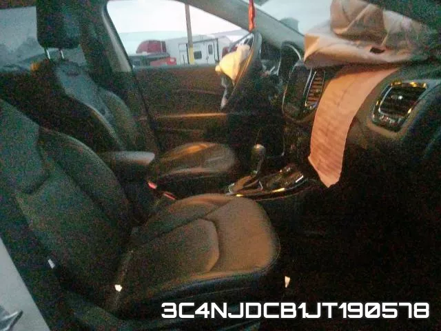 3C4NJDCB1JT190578 фото 6