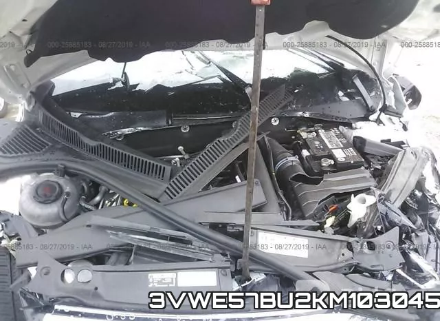 3VWE57BU2KM103045 фото 2
