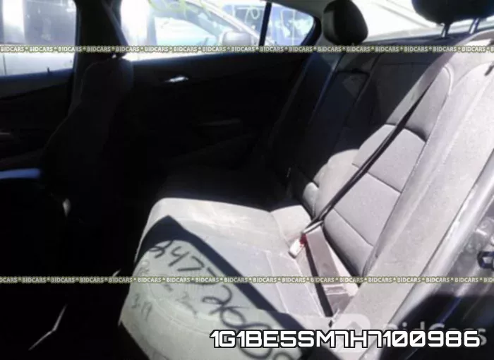 1G1BE5SM7H7100986 фото 9