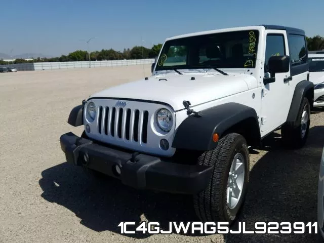 1C4GJWAG5JL923911 фото 3