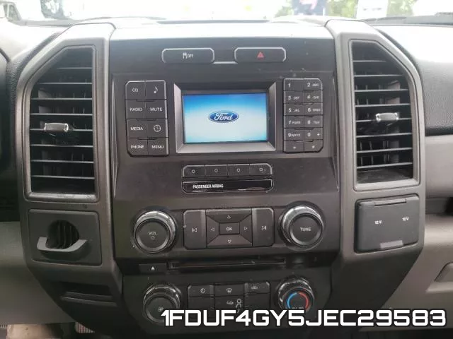 1FDUF4GY5JEC29583 фото 10