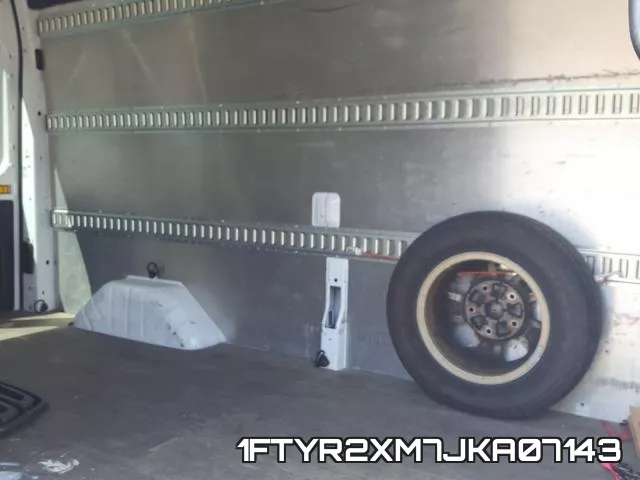1FTYR2XM7JKA07143 фото 7
