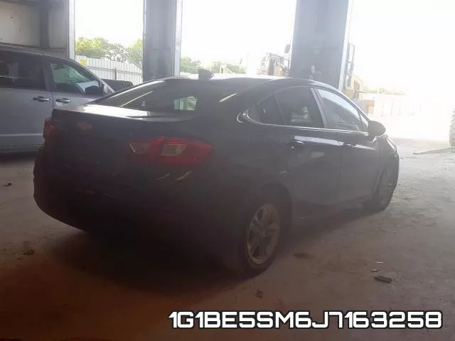 1G1BE5SM6J7163258 фото 5