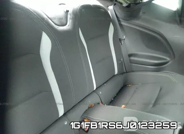 1G1FB1RS6J0123259 фото 9