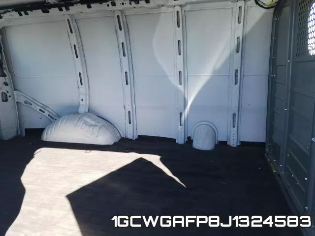 1GCWGAFP8J1324583 фото 7