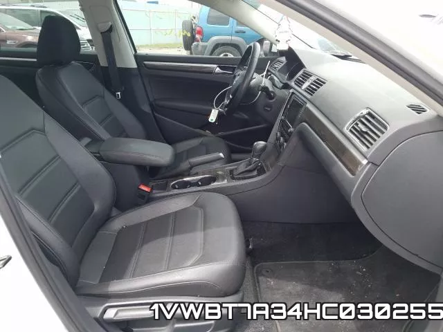 1VWBT7A34HC030255 фото 6