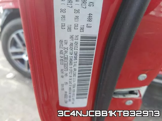 3C4NJCBB1KT832973 фото 2