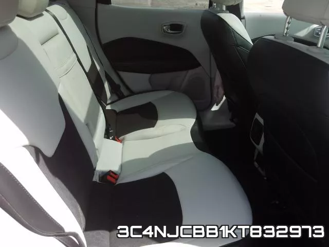 3C4NJCBB1KT832973 фото 7