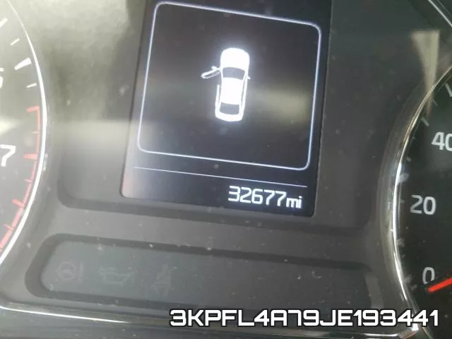 3KPFL4A79JE193441 фото 9