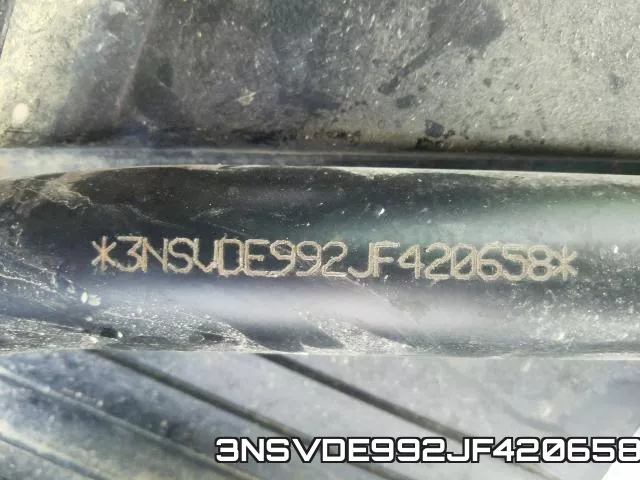 3NSVDE992JF420658 фото 2