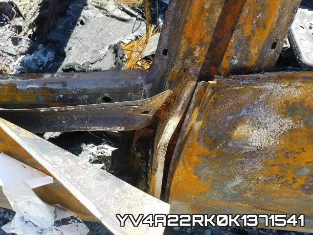 YV4A22RK0K1371541 фото 2