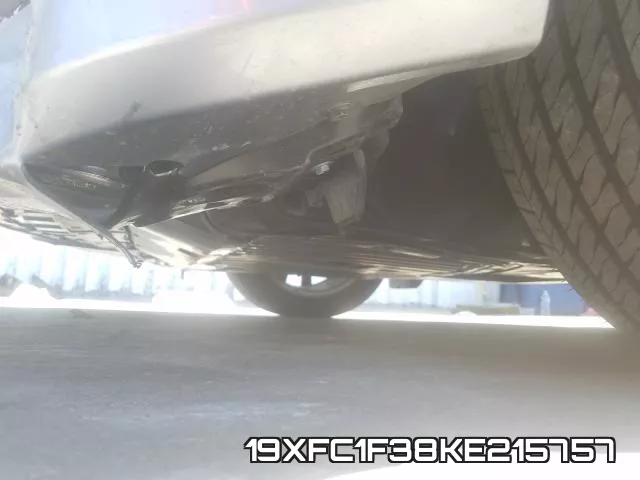 19XFC1F38KE215757 фото 10