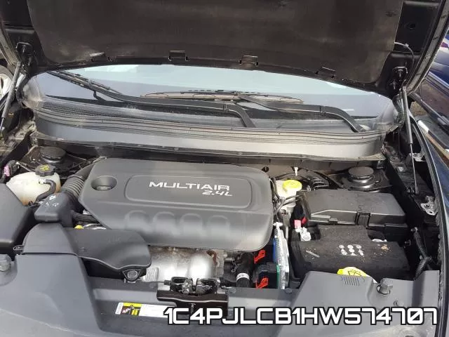 1C4PJLCB1HW574707 фото 8