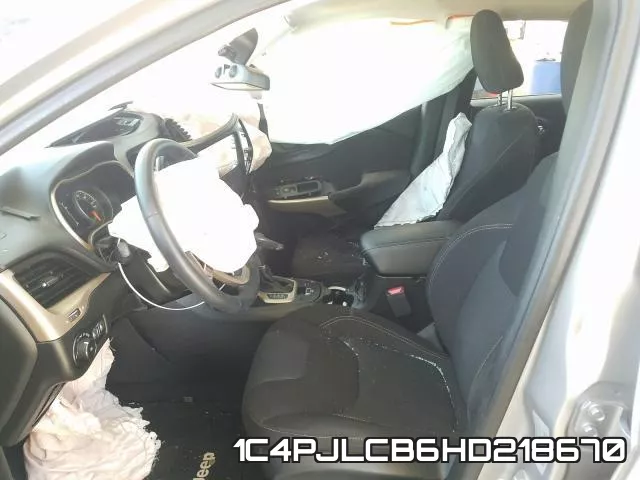 1C4PJLCB6HD218670 фото 6