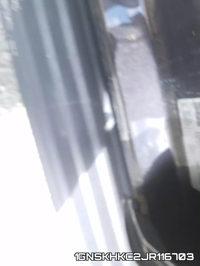 1GNSKHKC2JR116703 фото 2